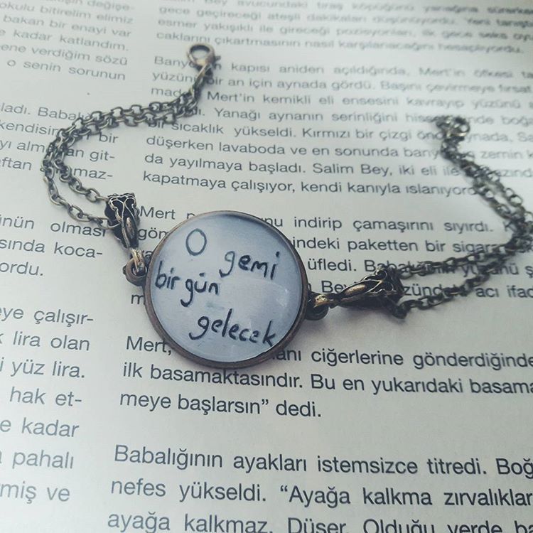 O Gemi Bir Gün Gelecek!